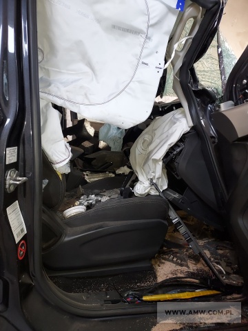 Samochód FORD RANGER XLT 2.0 (powypadkowy) 